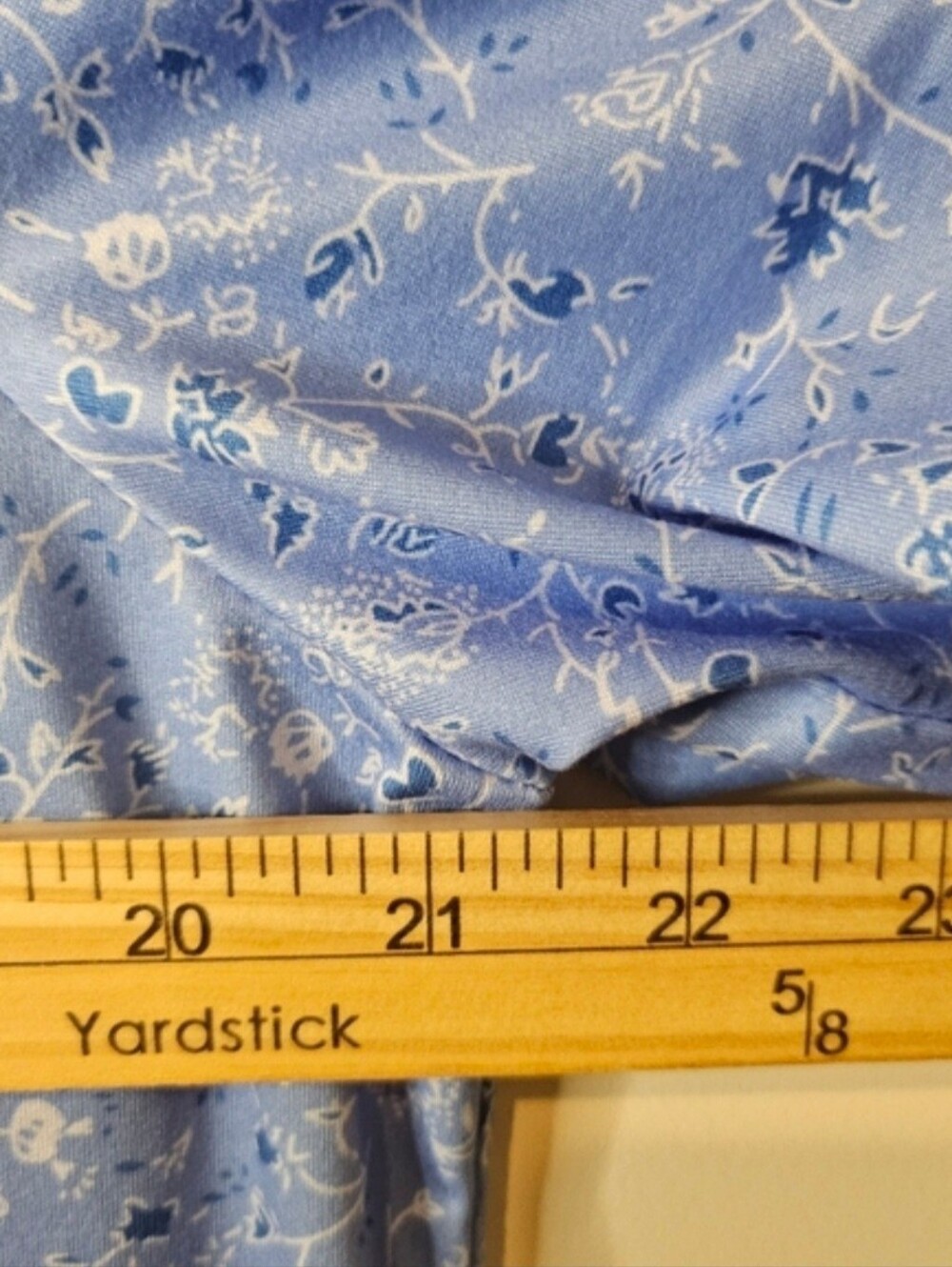 Women's Blue Floral V Neck Babydoll Tunic Top Size XL Soft Stretch Short Sleeve - Picture 4 of 6